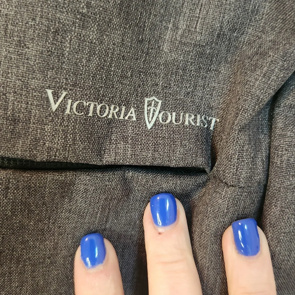 Victoria Tourist Laptop Backpack with USB Charging Port, Holds‎ 15.6 Laptop